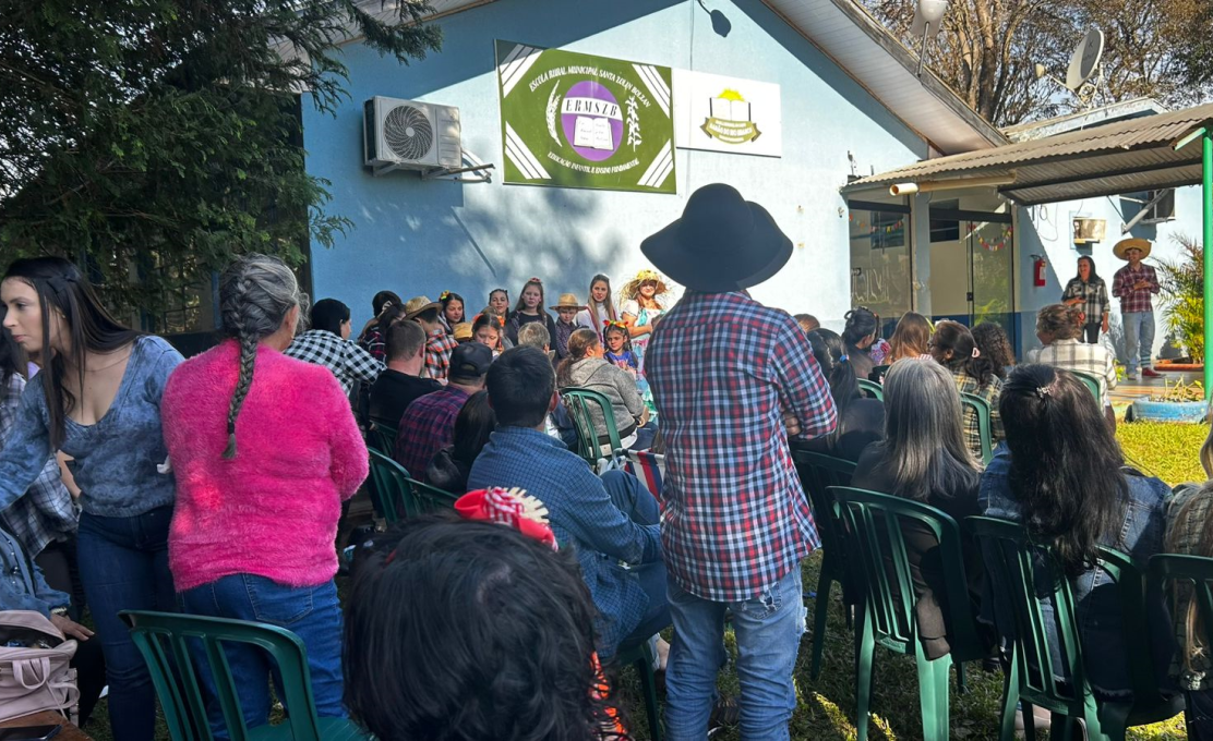 Escolas realizam animada Festa Junina em Vista Gaúcha