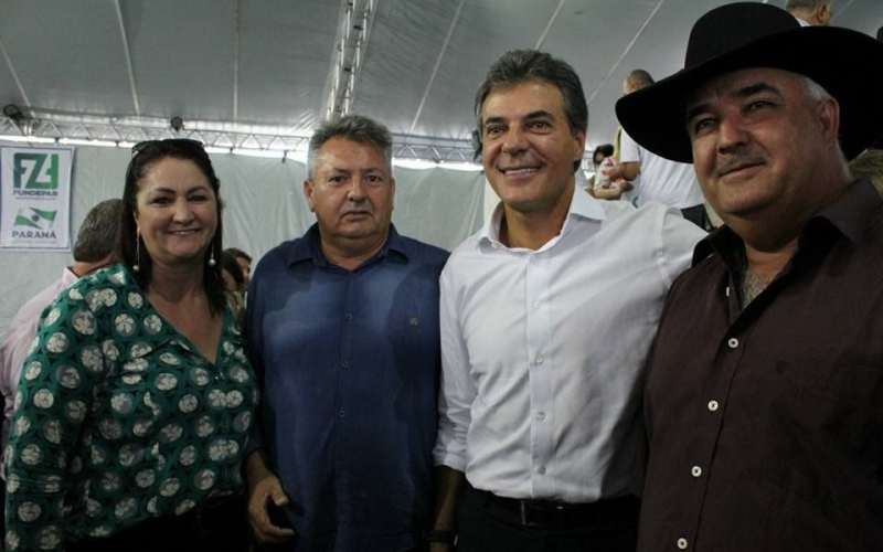 Prefeito garante recursos em Curitiba