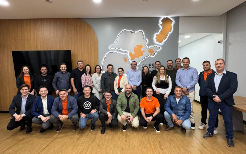 Administração Municipal de Pranchita visita Centro Administrativo da Cresol Fronteiras em Realeza
