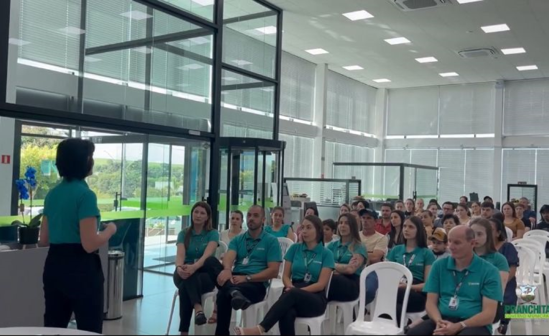 Alunos de Pranchita recebem premiação do Concurso Cultural do Sicoob Vale Sul