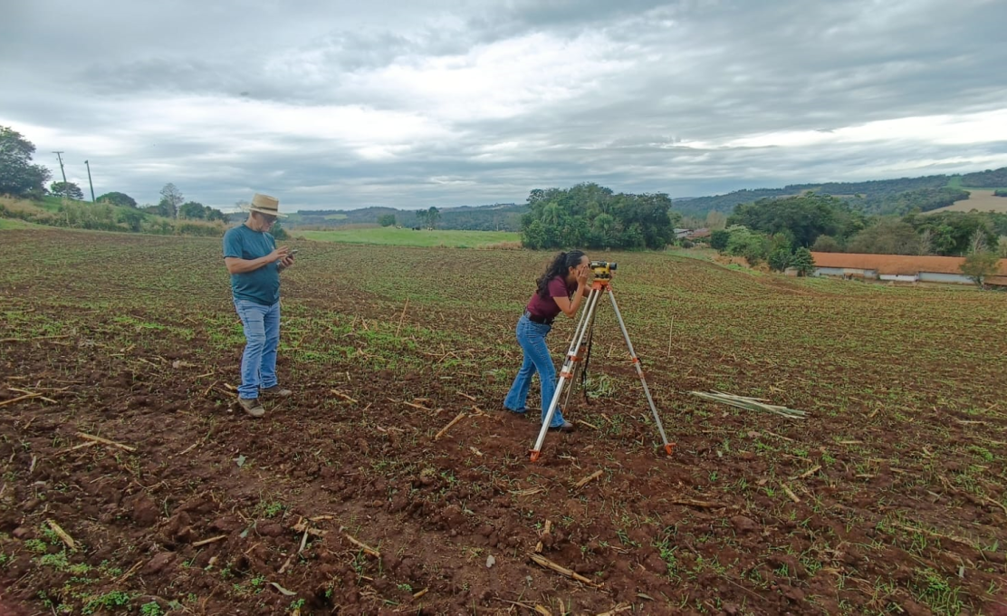 Secretaria de Agricultura e IDR-Paraná realizam ações de conservação do solo por meio de cu...
