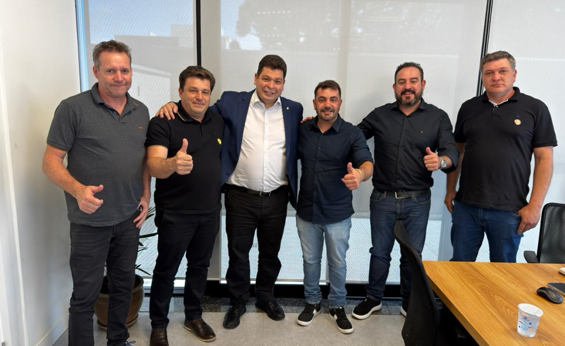 Município de Pranchita garante novos recursos para recapeamento asfáltico em agenda na capital