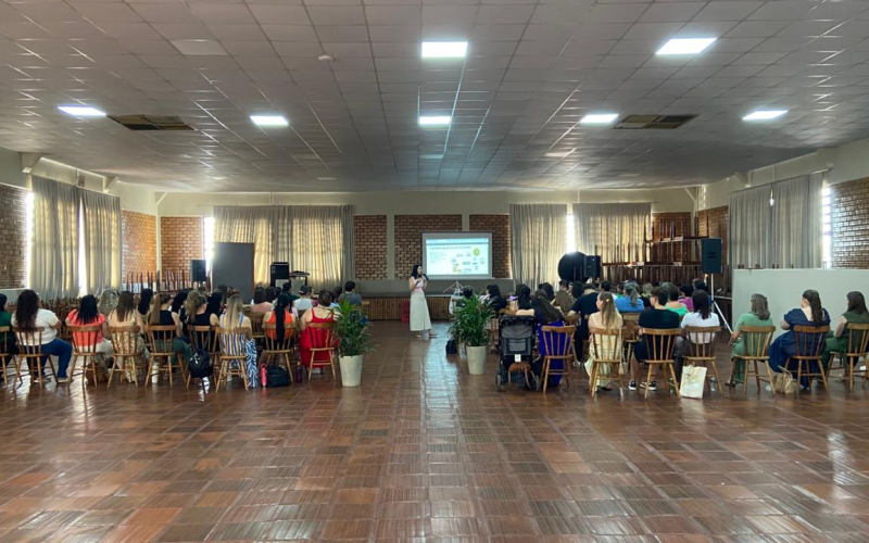 Capacitação reúne professores da rede municipal em manhã de aprendizado, fé e reflexão