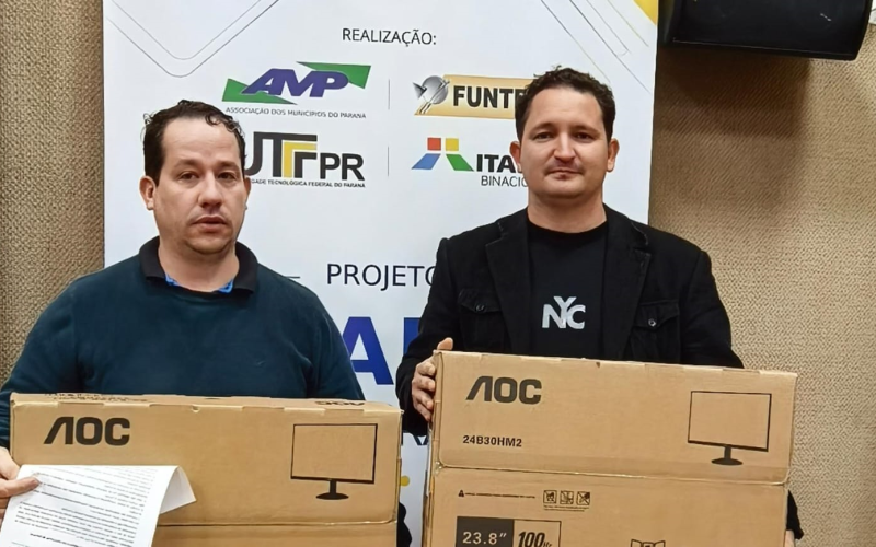 PRANCHITA RECEBE DOIS SUPERCOMPUTADORES DO PROJETO ALIANÇA BIM PARANÁ PARA FORTALECER ELABORAÇÃO DE PROJETOS