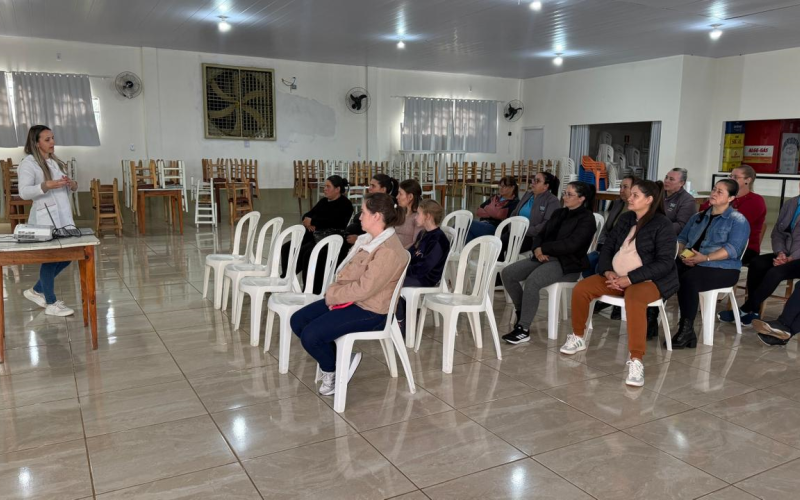 Nutrição na gestação é tema de palestra para grupo de gestantes