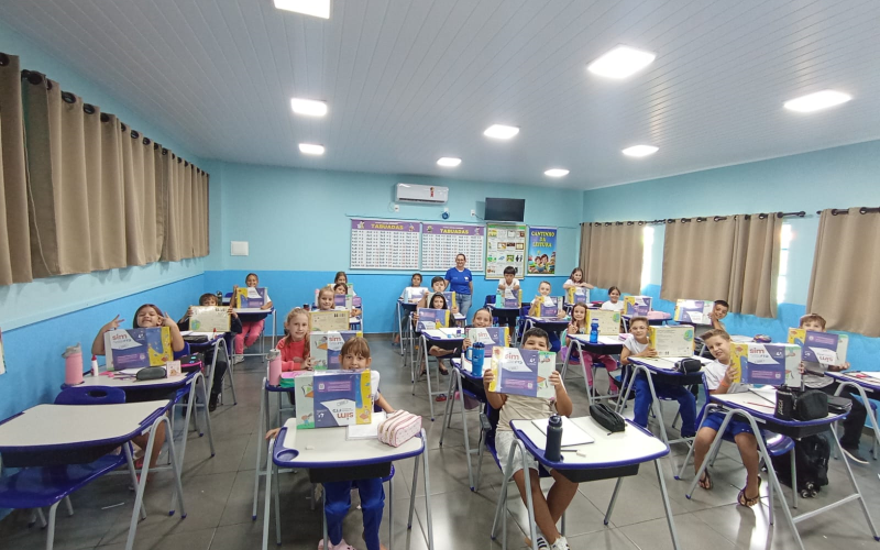 Alunos da rede municipal já utilizam novo sistema de ensino em Pranchita
